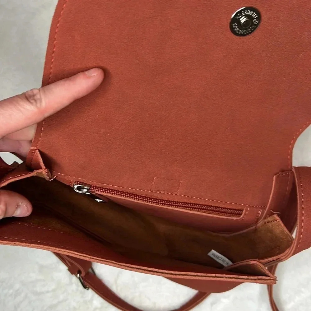 Crossbody Boho Bag with Adjustable Strap NEW - Picture 4 of 6